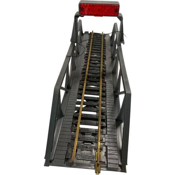 Life-Like Transformer Track Railroad Bridge & Trestle Set with Blinking Light - Picture 4 of 15